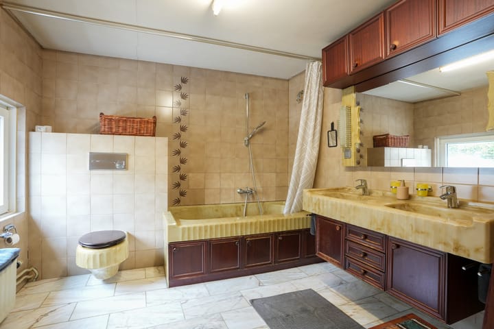 Photo 15 of Rosstraat 9