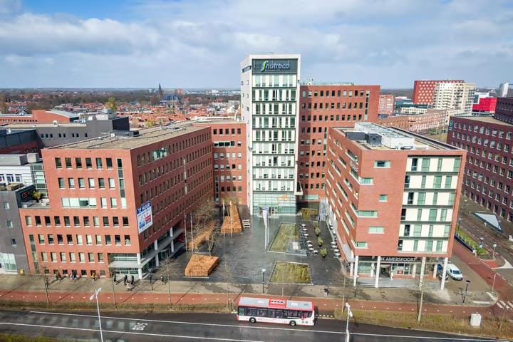 Bekijk foto 2 van Stationsstraat 77