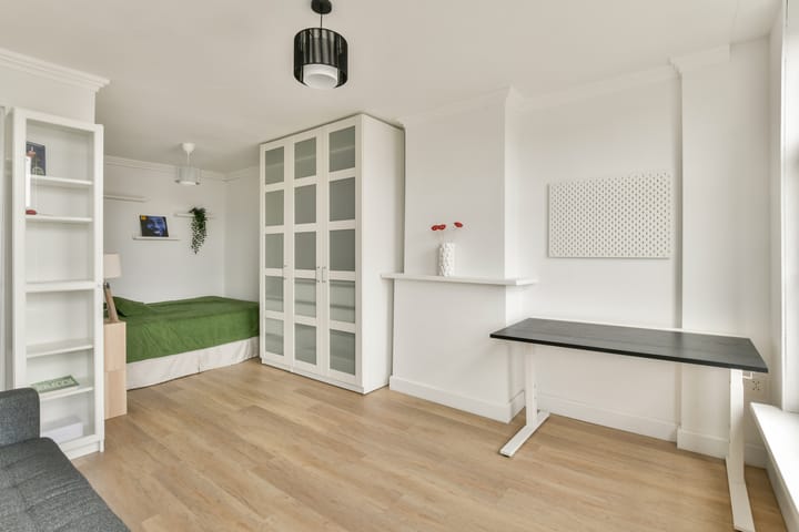 Photo 4 of Zeeburgerdijk 9-D