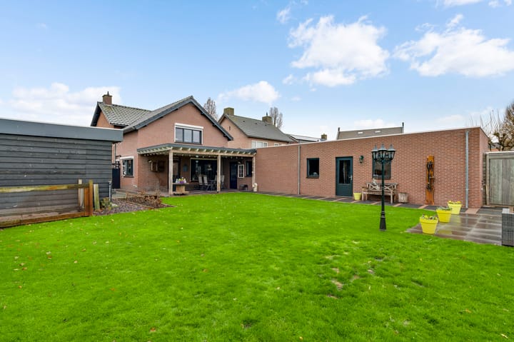 Photo 33 of Staat 21