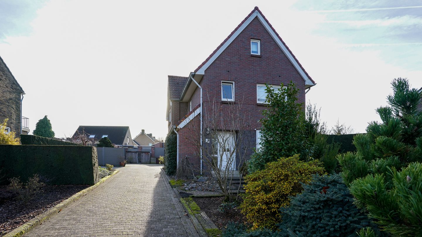 Foto 1 van Klinkeberglaan 9