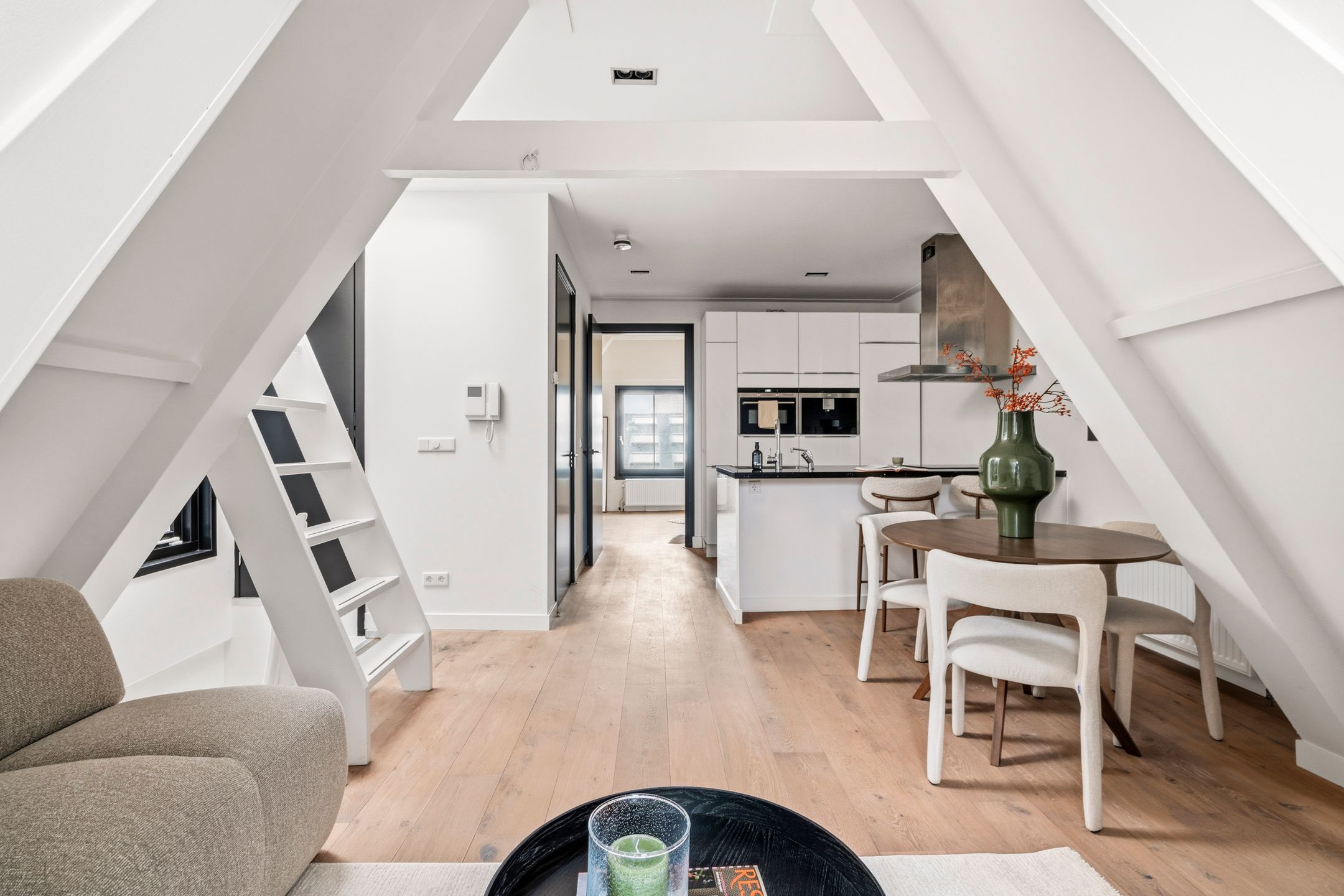 Foto 3 van Albert Cuypstraat 94-4