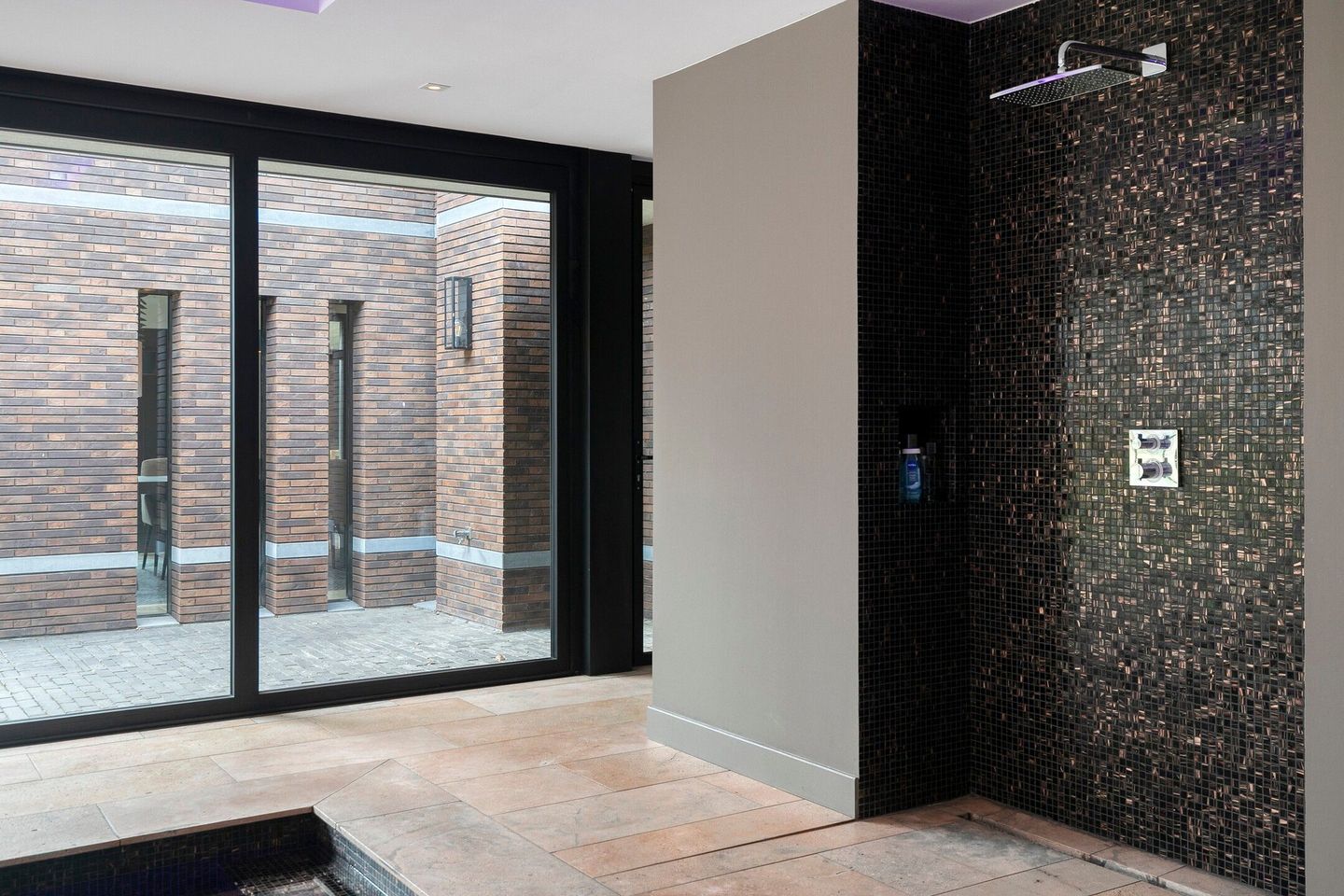 Foto 20 van Hezelaarstraat 85