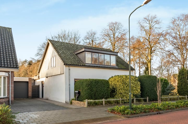 Foto 2 van Kerkelaan 76