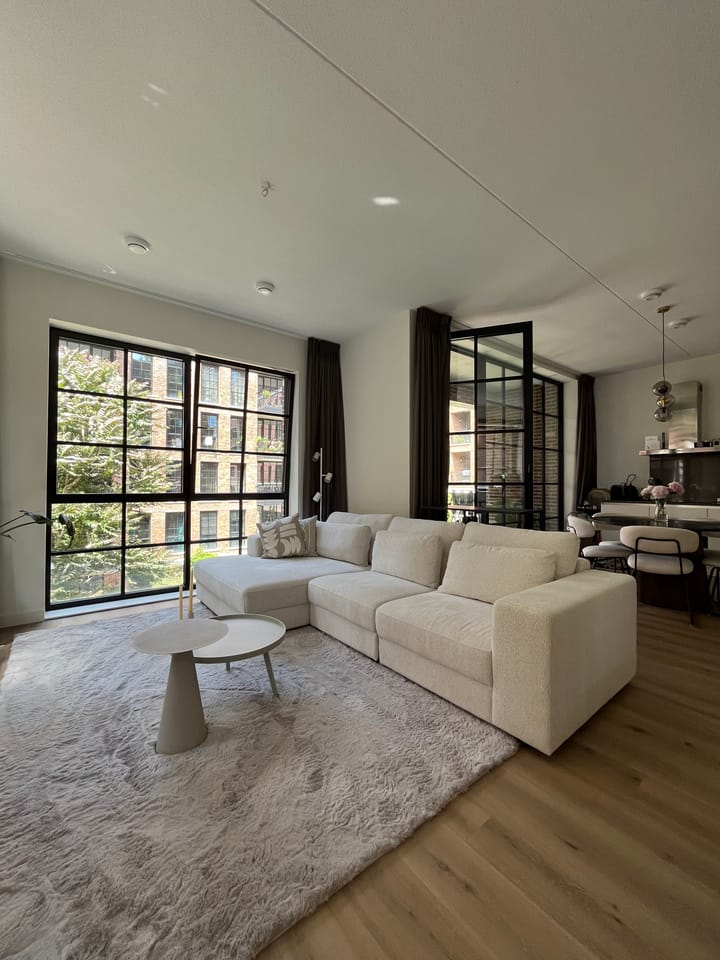 Photo 2 of Abraham Tuschinskistraat 37