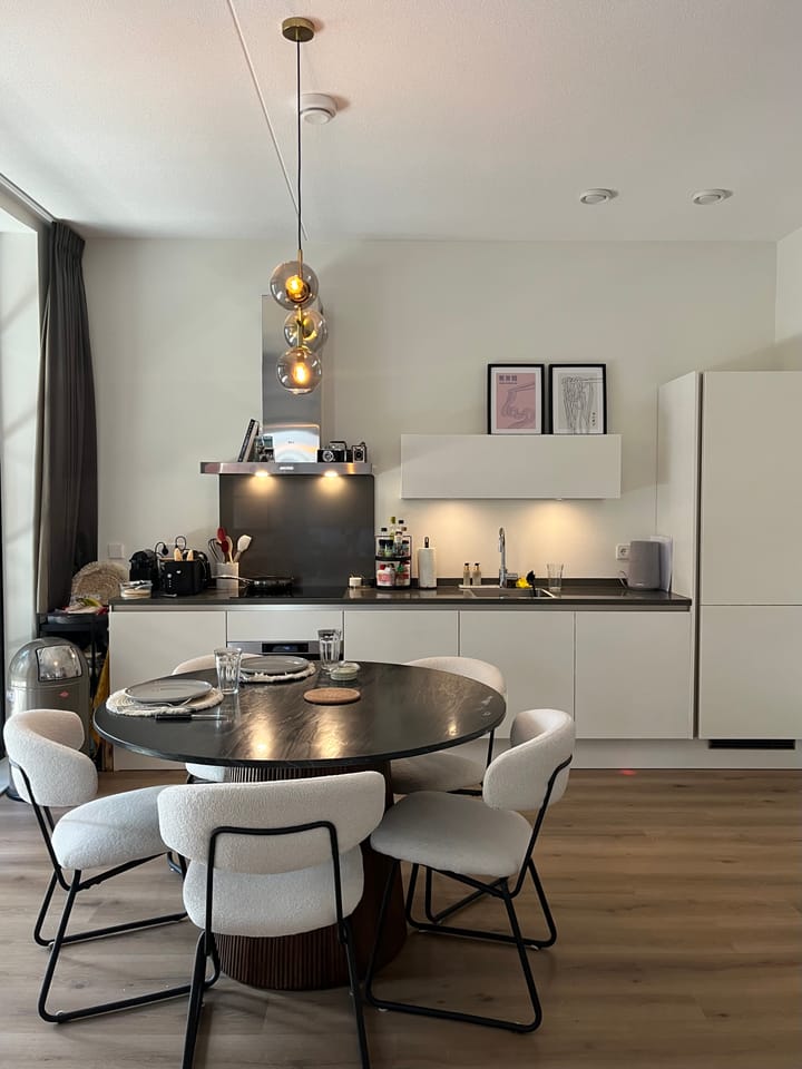 Photo 4 of Abraham Tuschinskistraat 37