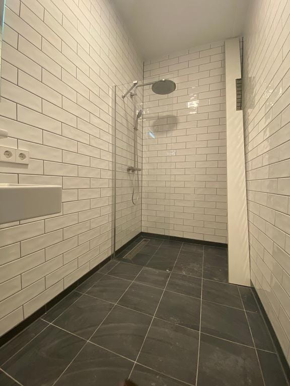 Foto 10 van Abraham Tuschinskistraat 37