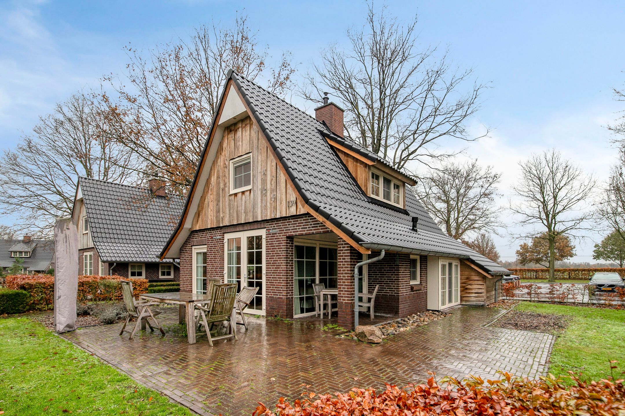 2-bedroom freehold villa in Hellendoorn — photo 1 of 5