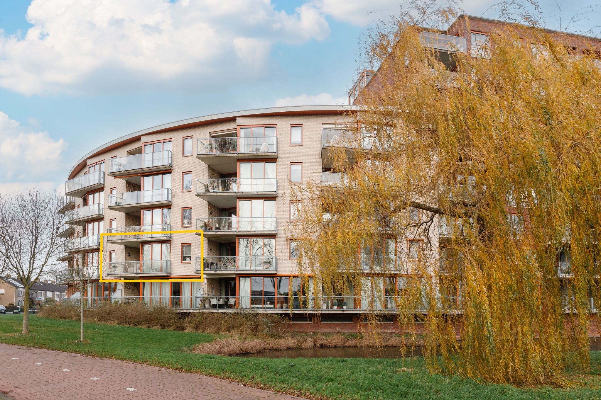 Buying a house in The Netherlands., Lessestraat 276