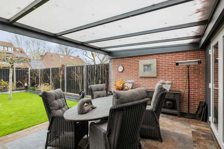 Photo 25 of Strausserf 5