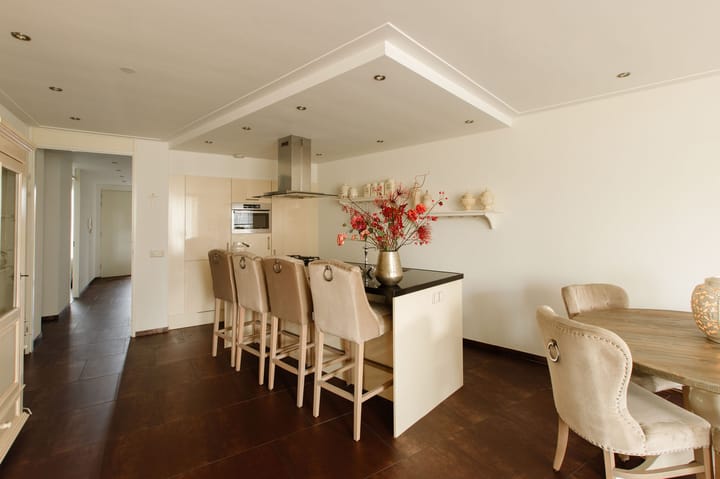 Foto 3 van Lessestraat 276