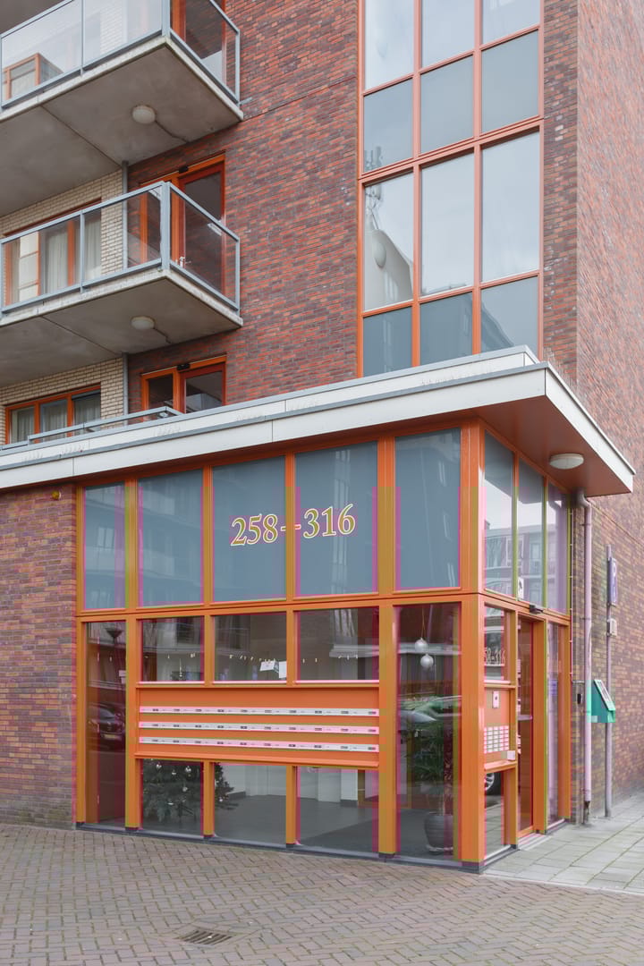 Foto 38 van Lessestraat 276