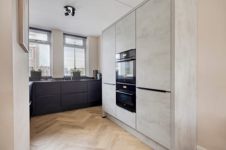 Foto 3 van Elle Molstraat 34