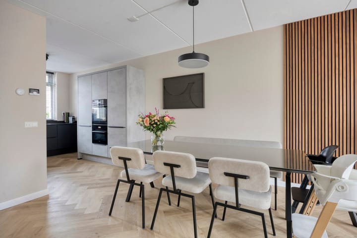 Foto 12 van Elle Molstraat 34