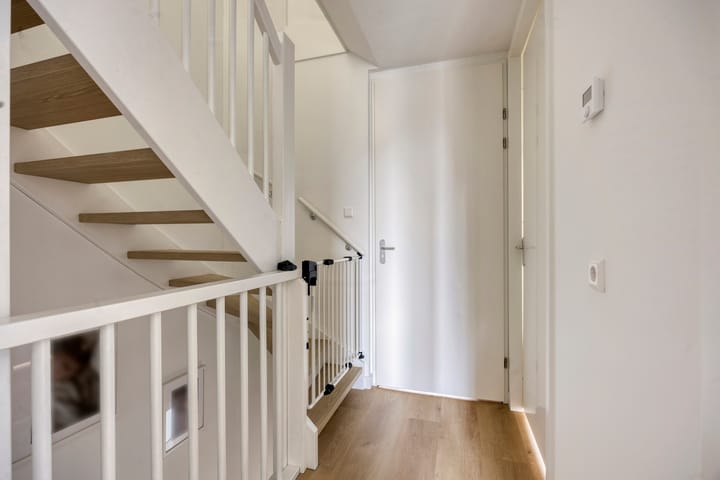 Foto 19 van Elle Molstraat 34