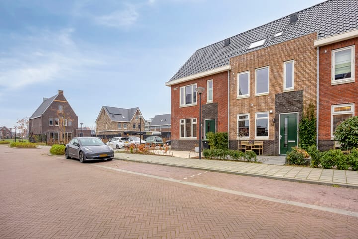 Foto 35 van Elle Molstraat 34