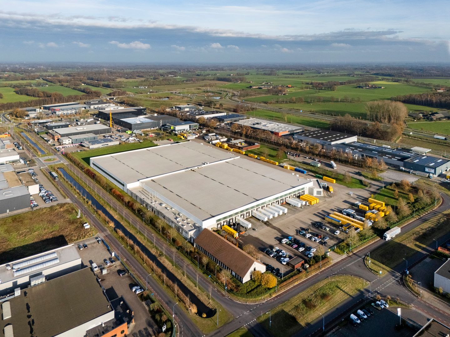 Bekijk foto 1 van Zuidgang 2