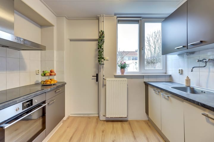 Photo 12 of Bakboord 22