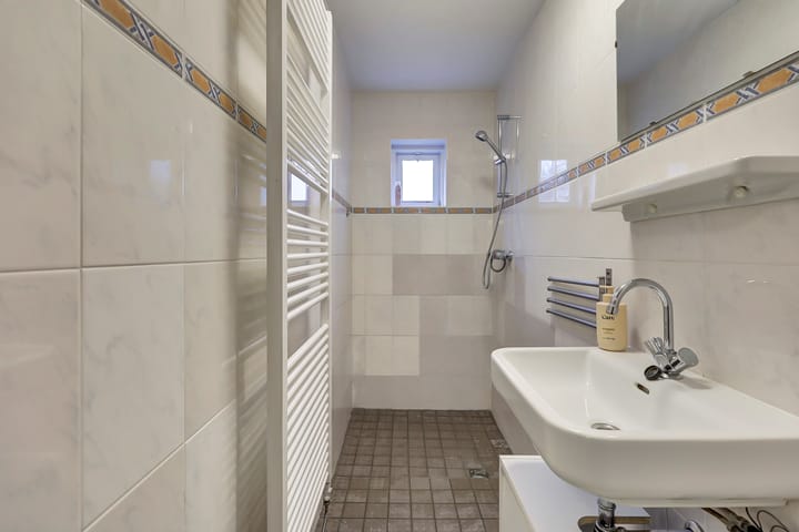 Photo 24 of Bakboord 22