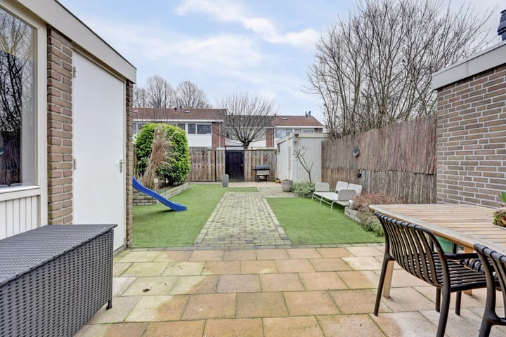 Photo 34 of Bakboord 22