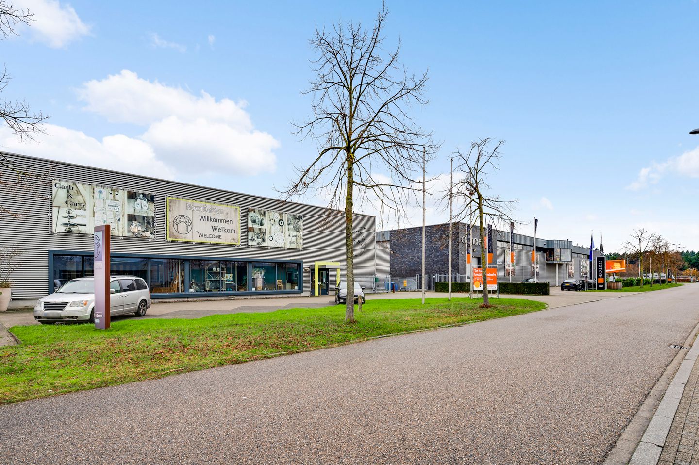 View photo 3 of Floralaan 19