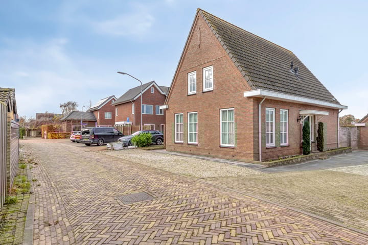 Photo 5 of Postweg 15