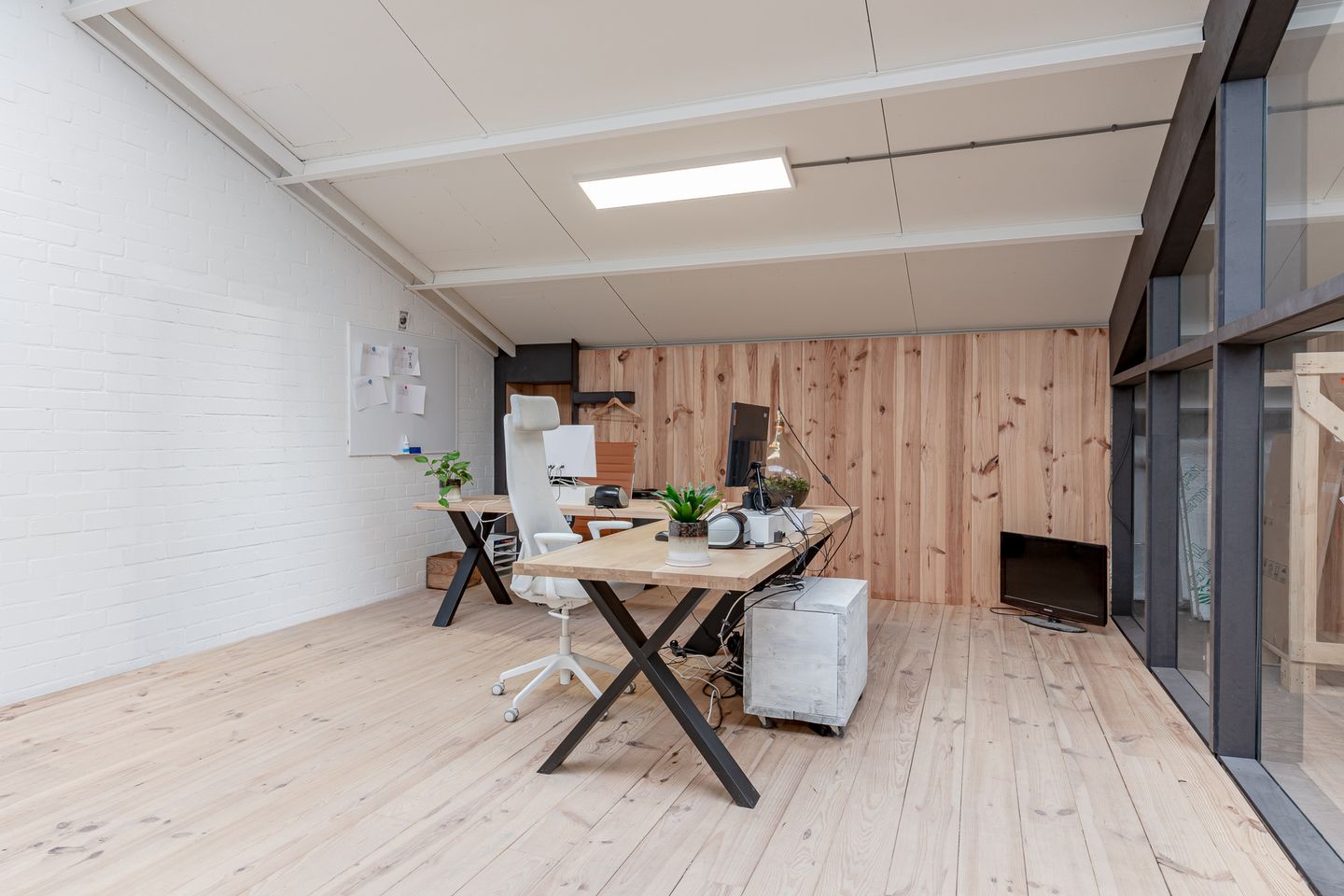 Bekijk foto 3 van Hallenweg 11-A