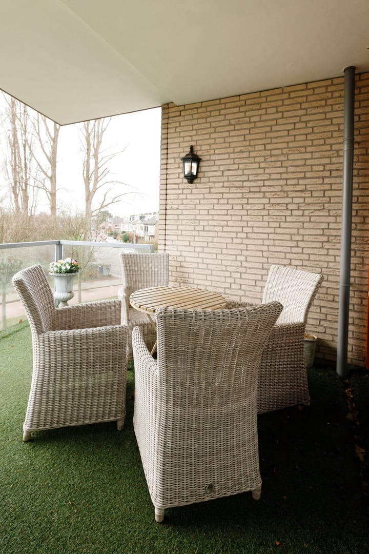 Foto 16 van Lessestraat 276