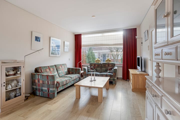 Foto 9 van Hellasstraat 17