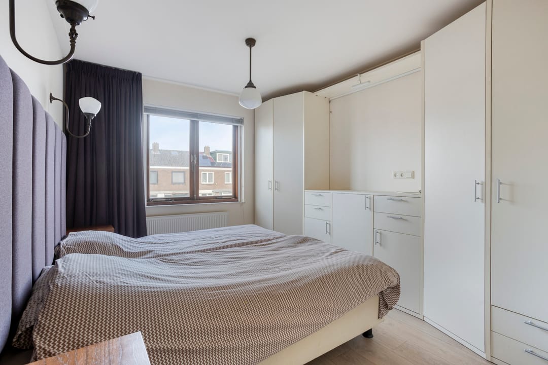 Foto 16 van Hellasstraat 17