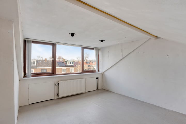 Foto 24 van Hellasstraat 17