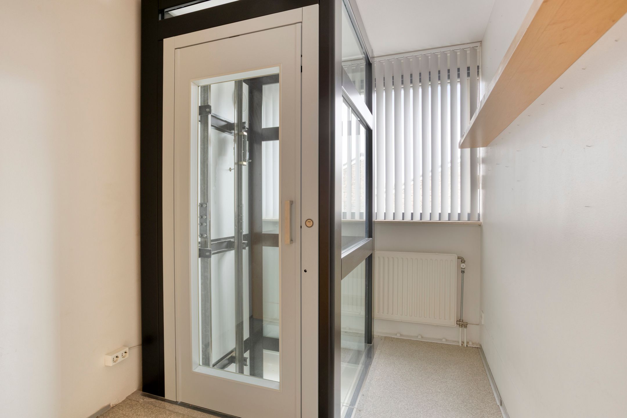 Foto 24 van Herdenkingsplein 44