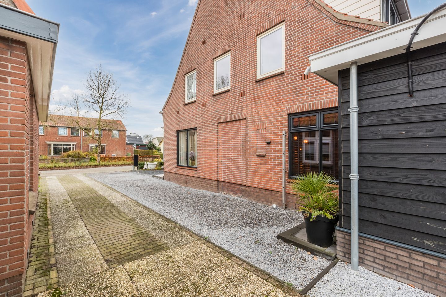 Foto 4 van Limmerschouw 25