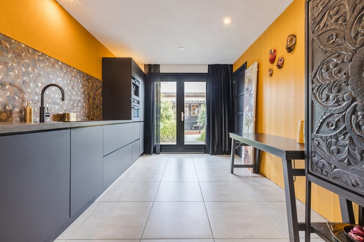 Photo 19 of Limmerschouw 25