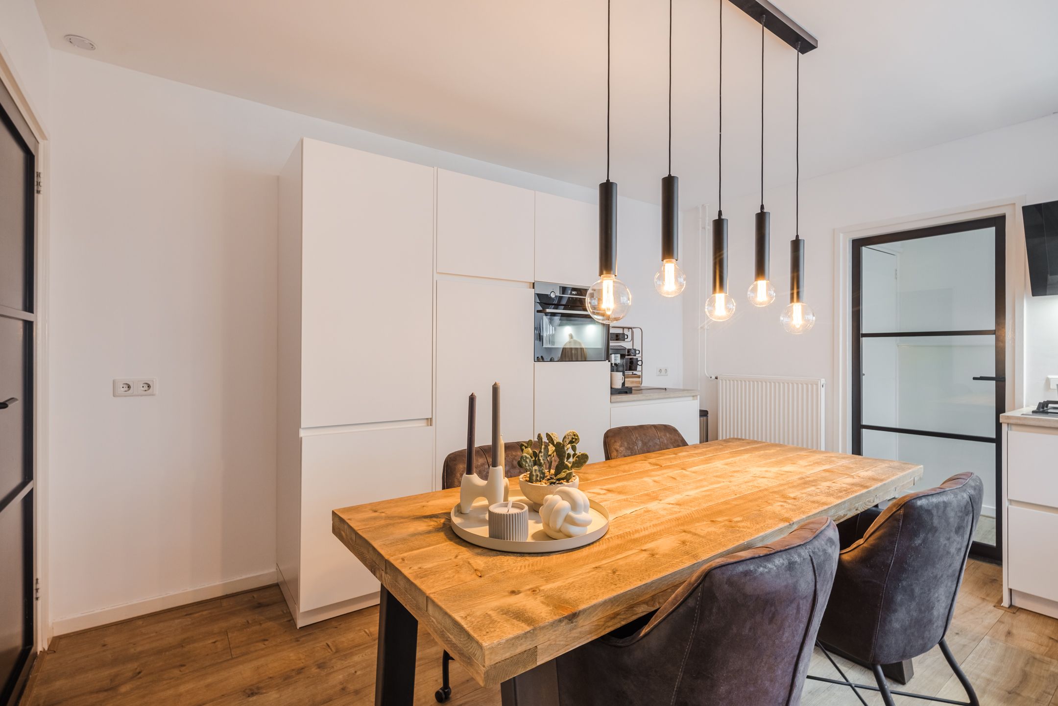 Photo 15 of Kardinaal van Rossumstraat 93