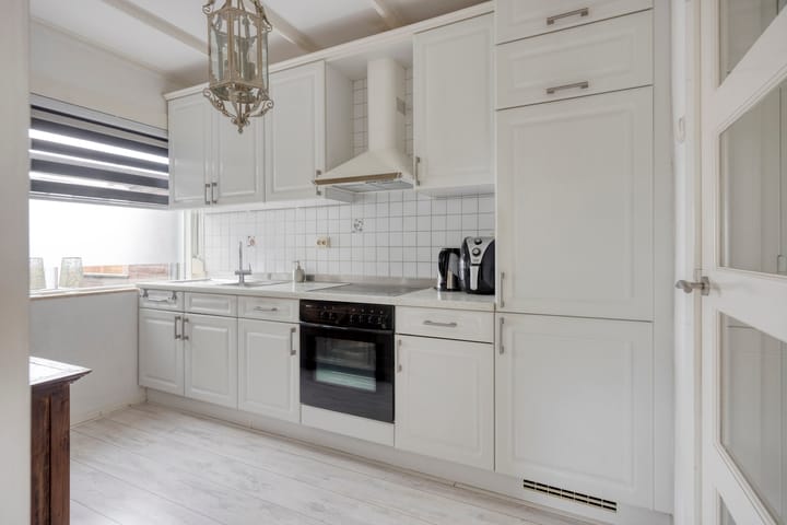 Photo 6 of Röntgenstraat 46