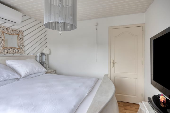 Photo 15 of Röntgenstraat 46