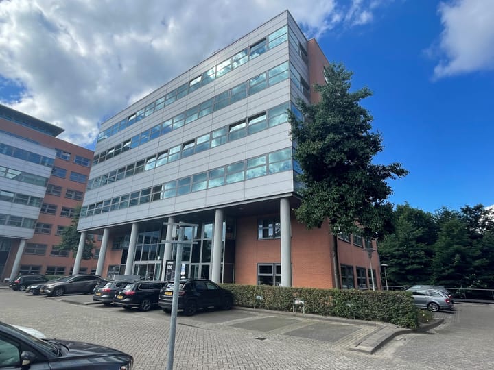 Entrada 501, Amsterdam-Duivendrecht