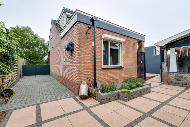 Foto 23 van Derde Broekdijk 3-A