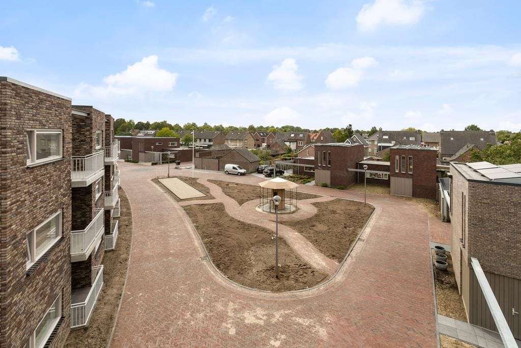 Foto 18 van Oorlogsheldenplein 26