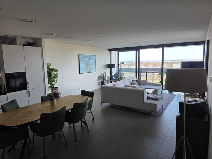 Photo 2 of Anna van Buerenplein 214