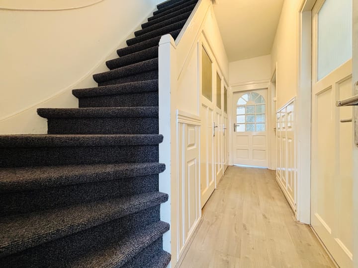 Photo 4 of Jacob van Lennepstraat 12