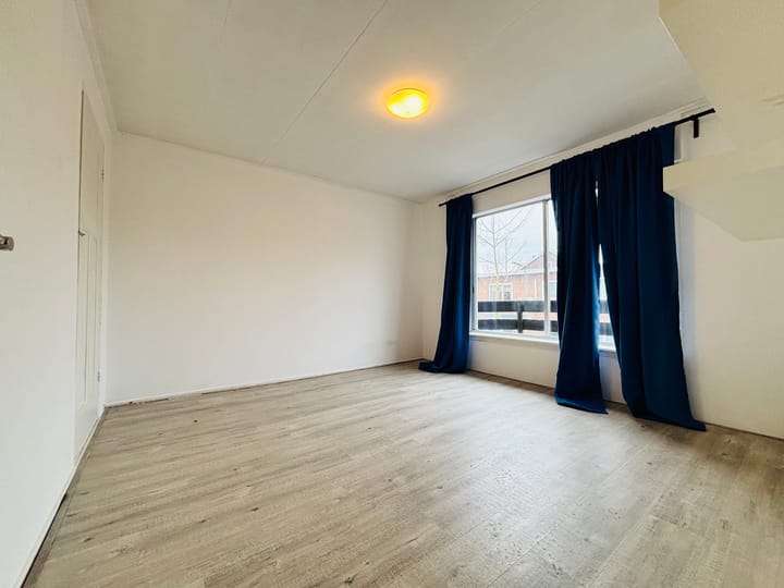 Photo 10 of Jacob van Lennepstraat 12