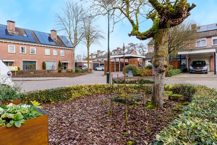 Photo 4 of Buitenveld 11