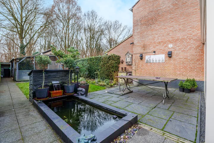 Photo 36 of Buitenveld 11