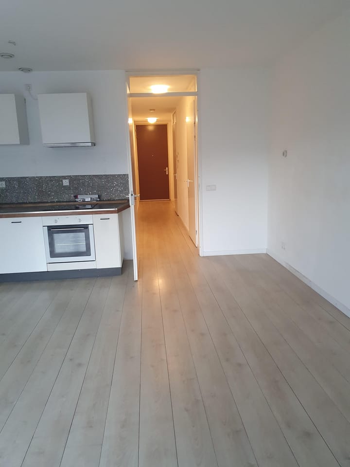 Foto 9 van Carolina MacGillavrylaan 522