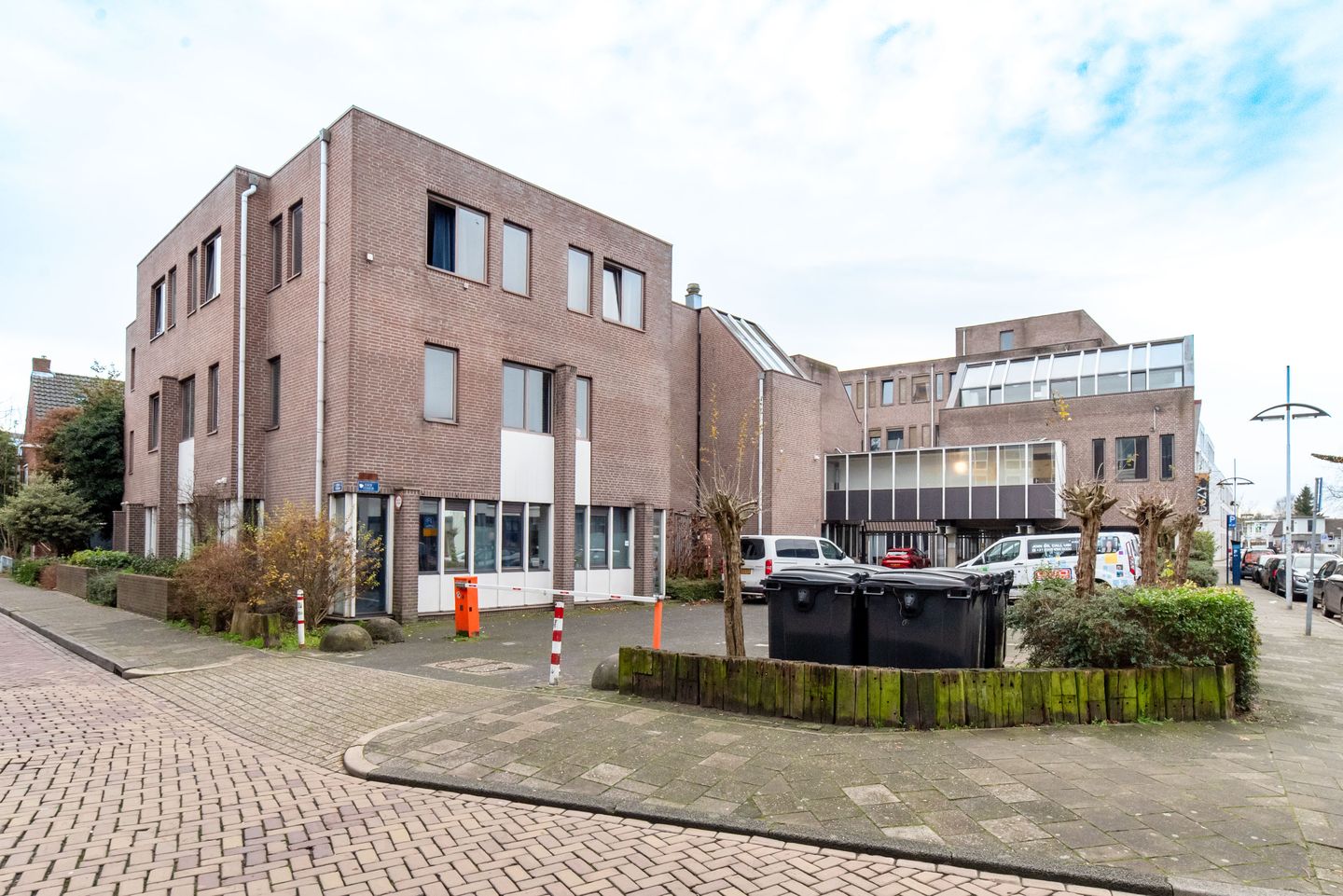 Bekijk foto 1 van Willemstraat 47-67