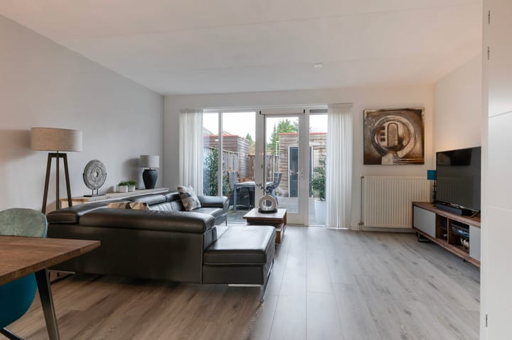 Photo 12 of Garenboom 43