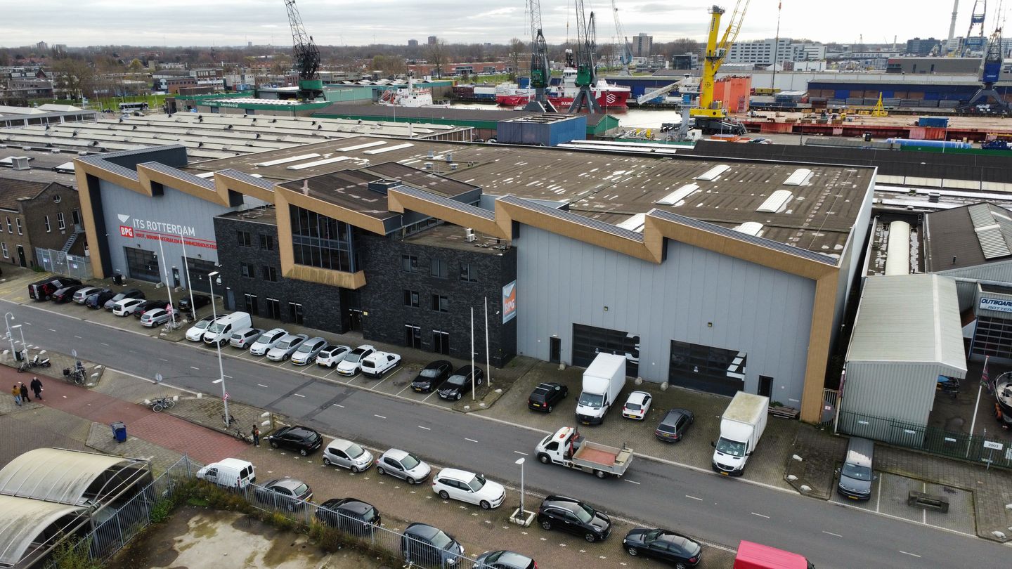 Bekijk foto 2 van Sluisjesdijk 26