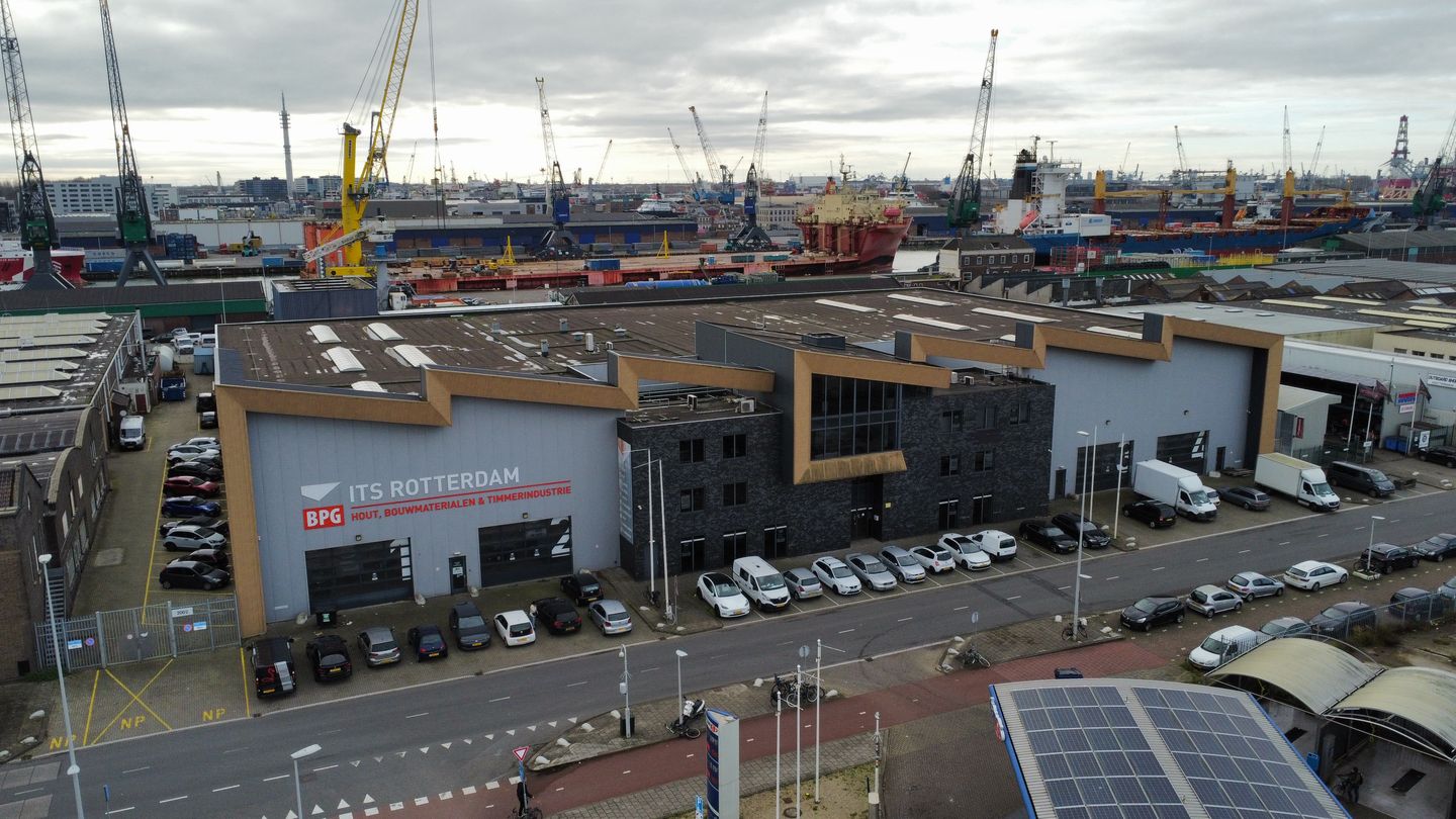 Bekijk foto 3 van Sluisjesdijk 26